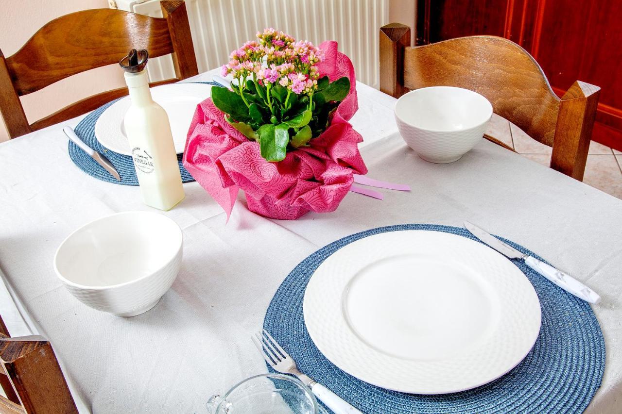 Cozy Country House Hotel Kalivia Thorikou Buitenkant foto